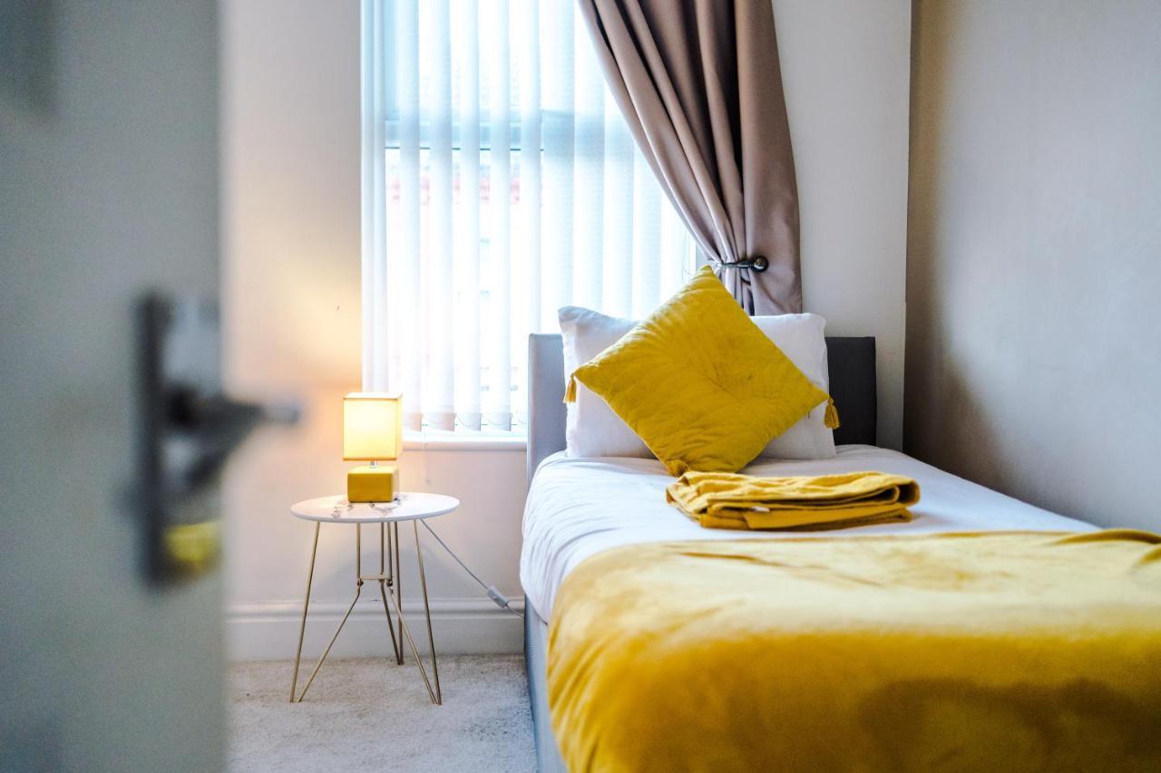 Finchley House Lovely House In Anfield, 2 Minutes Walk From The Stadium, Parking And Wifi Villa Liverpool Dış mekan fotoğraf